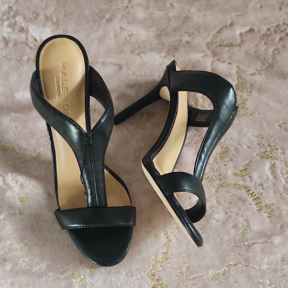 HALSTON HERITAGE | Black Elegant Heeled Sandals Arya